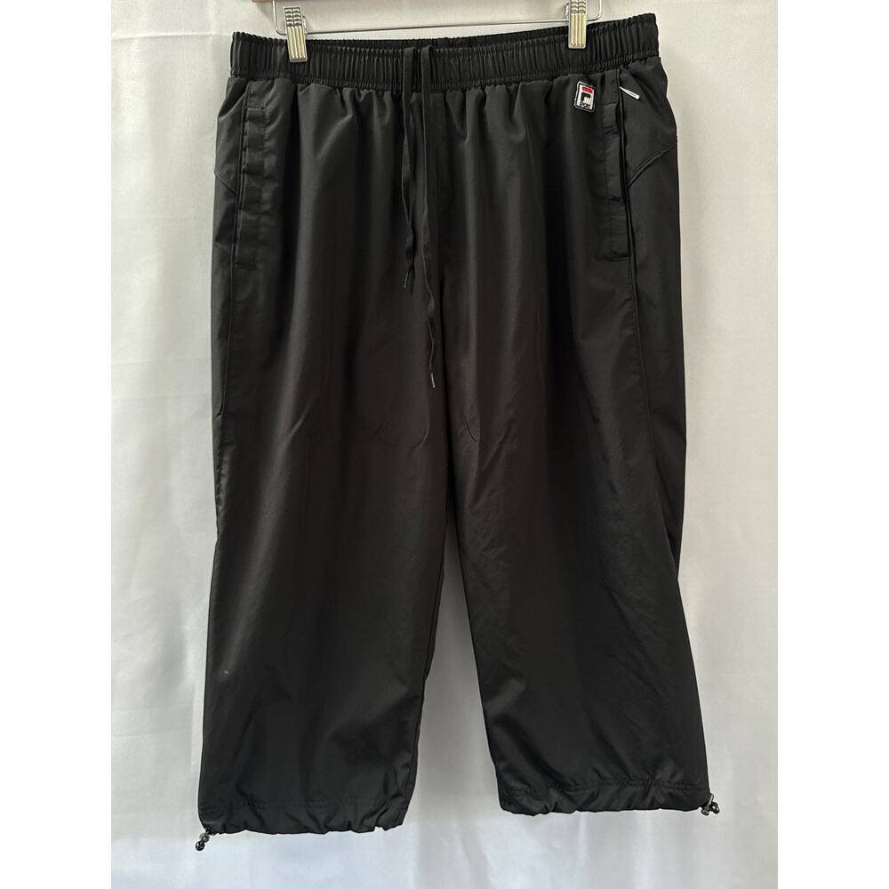 Women’s FIFA Sport Black Capri Pants Sz L